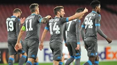 نابولي يتصدر بالعلامة الكاملة وميتييلاند يحسم صراع البطاقة الثانية