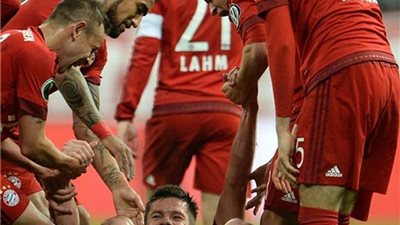 بايرن يتأهل بصعوبة.. وبريمن وليفركوزن يصعدان في كأس ألمانيا