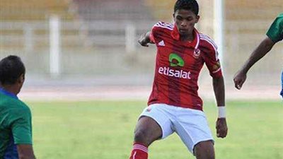 كريم بامبو يطالب الأهلى بتحديد موقفه قبل يناير