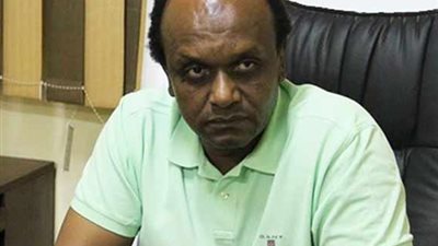 تيجانا يطلب من مجلس الزمالك خصم مليون جنيه من باسم مرسى