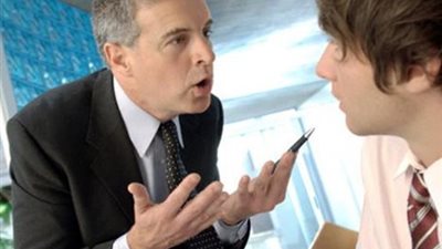 تأثير المدير السيء لايختلف كثيرا عن التدخين !