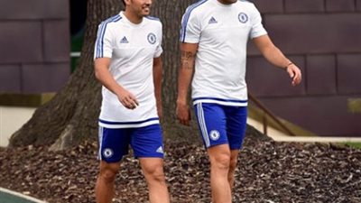 بيدرو: فابريجاس سيواجه أياماً صعبة في تشيلسي