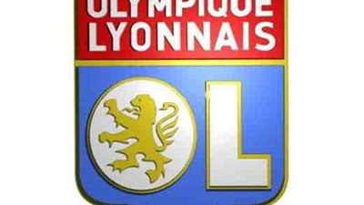 ليون يستهدف التعاقد مع مدرب الميلان السابق