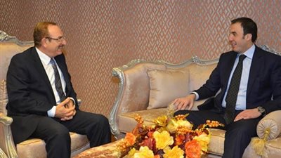 محافظ بني سويف يستقبل نظيره السابق