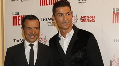 وكيل أعمال رونالدو : سيلعب مع الريال حتى سن 40