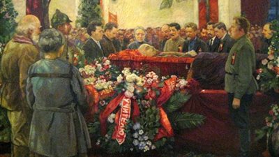 بالصور.. لغز ضريح «الماستر لينين»