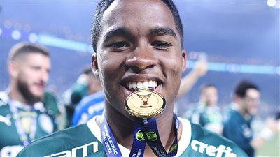 مفاجأة.. إندريك لاعب ريال مدريد كان على بُعد خطوة واحدة من تشيلسي