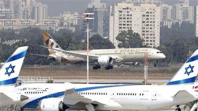 إغلاق مطار تل أبيب بسبب رشقة صاروخية مكثفة تجاه وسط إسرائيل