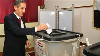 وسط إقبال من المواطنين.. محافظ الغربية يدلي بصوته في الانتخابات الرئاسية 2024