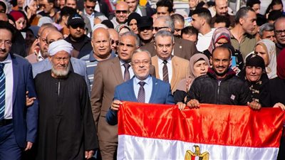 بمشاركة الطلاب ذوي الهمم.. رئيس جامعة طنطا يتقدم مسيرات طلابية حاشدة للمشاركة فى الانتخابات الرئاسية