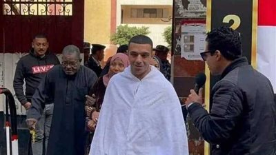 تفاصيل ظهور ناخب بملابس الإحرام أثناء التصويت في الانتخابات الرئاسية