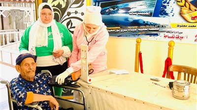 بالصور.. استمرار تقديم الخدمات الطبية للمواطنين في اللجان الانتخابية بمحافظات التأمين الصحي الشامل