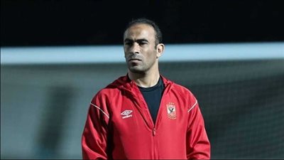 سيد عبد الحفيظ يطالب الخطيب بإلغاء منصب المدير الرياضي في الأهلي