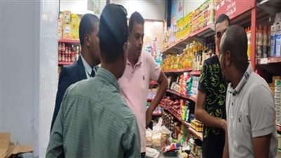 محافظ أسوان: طرح كميات إضافية من السكر الحر بعد ضخ 700 طن