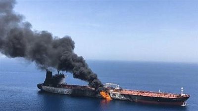 مسؤولون أمريكيون: تعرض سفينة لهجوم بالبحر الأحمر من منطقة يسيطر عليها الحوثيون