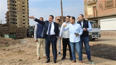 محافظ المنوفية يتابع مستجدات مشروع مكتبة مصر العامة وأعمال الرصف بشبين الكوم