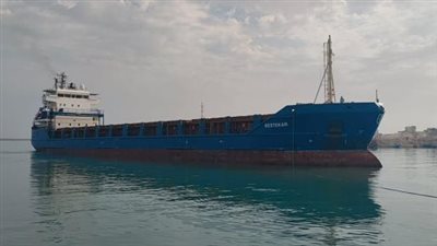 الحوثيون: سنستهدف أي سفينة تابعة لأي شركة لها صلة بإسرائيل