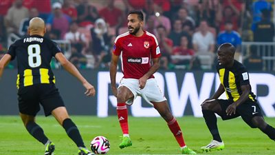 نجم الزمالك التاريخي: لو الأهلي صعد لنهائى مونديال الأندية هستقبلهم فى المطار