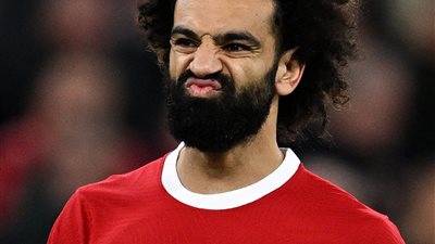  ليفربول يخسر الدوري الإنجليزي بالسقوط أمام مانشستر يونايتد 