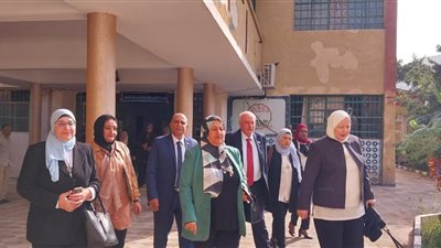 تعليم القاهرة: بدء قوافل الرعاية الاجتماعية للطلاب لدعم الوعي وغرس القيم الإنسانية