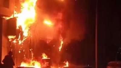 حريق هائل يلتهم محتويات مصنع عقاقير بالشرقية