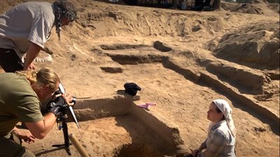 الانتهاء من تصوير فيلم وثائقي سلوفاكي عن آثار «تل الرطابي»