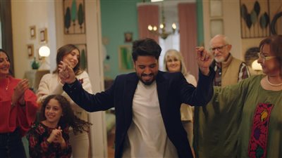 هاني محروس مخرج لأول مرة في أغنية 