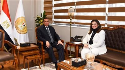 وزيرا الهجرة والتنمية المحلية يبحثان سبل التعاون في عدد من الملفات