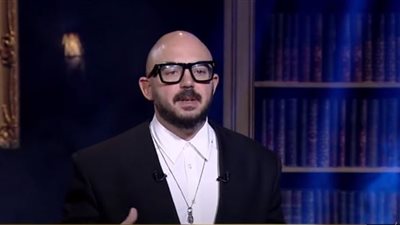 لأول مرة.. محمود العسيلي يكشف سر زواجه 3 مرات