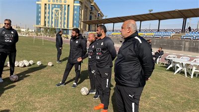 وائل رياض يقيم معسكر لمزدوجي الجنسية لتدعيم صفوف منتخب الشباب