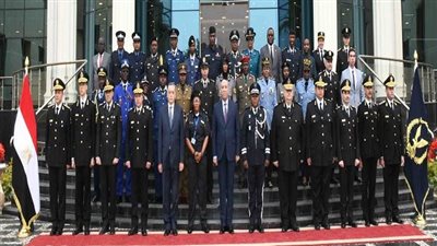 الداخلية تعلن تخريج دورة تدريبية للكوادر الأمنية من الدول الأفريقية 