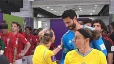 الحكمة الأمريكية توري بينسو تقلب الفيس بوك بلقطات مثيرة مع محمد الشناوي