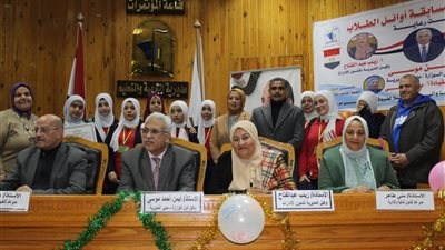 مدير تعليم القاهرة يشهد تصفيات مسابقة أوائل الطلبة للأول والثاني الثانوي