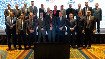 رئيس مصلحة الضرائب يكرم الحاصلين على الرخصة الدولية لقيادة الأعمال IBDL