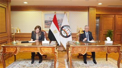 «التخطيط»: توقيع بروتوكول لتشغيل 20 مركزا متنقلا لتقديم خدمات النيابة العامة