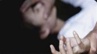 تعدي عليها بالقوة.. السجن 3 سنوات لشاب اغتصب فتاة بالفيوم