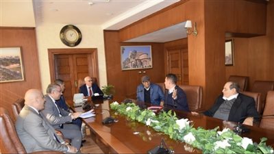 محافظ بورسعيد يبحث مع «لافيكو» الليبية فرص الاستثمار في مشروعات متنوعة