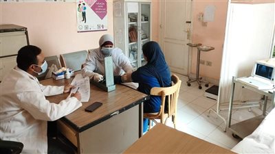 توقيع الكشف الطبي بالمجان على 1646 خلال قافلة طبية بمركز مغاغة بالمنيا