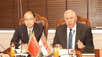 تفاصيل لقاء وزير الزراعة ونائب حاكم مقاطعة سيتشوان الصينية