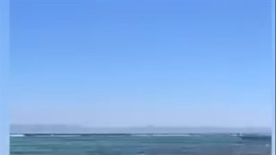 الدفاعات الجوية المصرية تدخلت.. سقوط جسم طائر في مياه البحر الأحمر بدهب