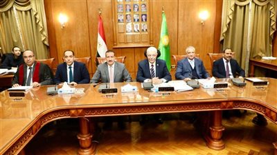 محافظ المنوفية يشهد اجتماع مجلس الجامعة احتفالًا بعيدها السنوي