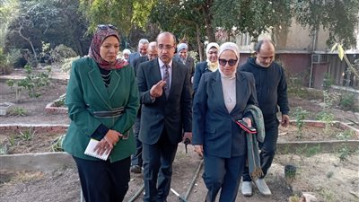 تعليم القاهرة تقيم المشاركين فى مبادرة «العقول الخضراء» تحت شعار «أنا حامى الأرض»