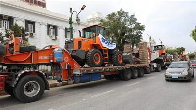 محافظ المنيا: 7 لوادر جديدة لدعم منظومة النظافة بمراكز المحافظة