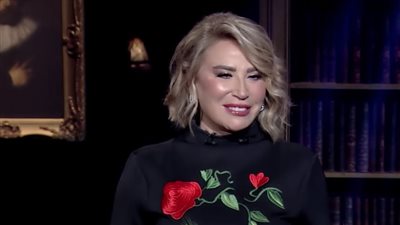 إيناس الدغيدي: لم اقبل بتحقيق رغبة ممثلة بالظهور بمشهد ساخن