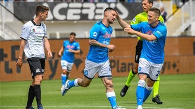 نابولي يستضيف مونزا في الدوري الإيطالي