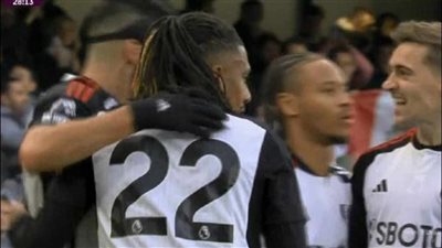 أرسنال يواصل السقوط فى الدوري الإنجليزي وتوتنهام يفوز بثلاثية 