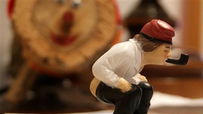 تمثال كاجنر.. طقس غريب للاحتفال بعيد الميلاد في كتالونيا 