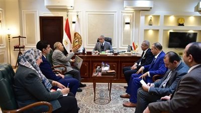 وزير العمل يوجه بتدريب وتأهيل الشباب لسوق العمل بالتعاون مع القطاع الخاص