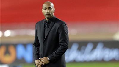 هنري: أرسنال لن يستطيع الفوز بالدوري الإنجليزي حاليًا لهذا السبب