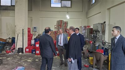 ضبط مصنع إعادة تدوير زيوت السيارات بمدينة 6 أكتوبر